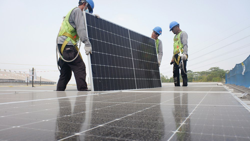 Solar installers at work